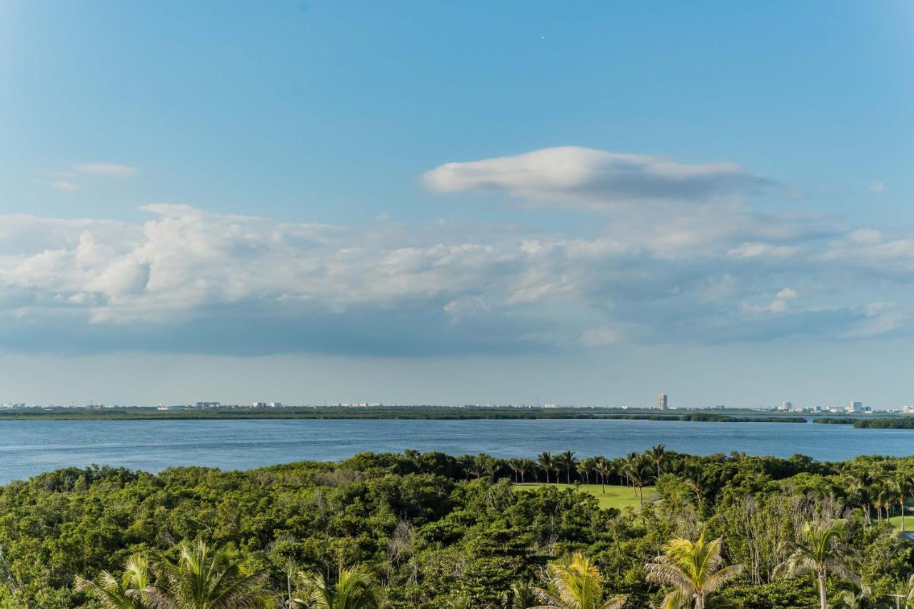Beachaccess Hotelzone 3705 Cancun Bagian luar foto